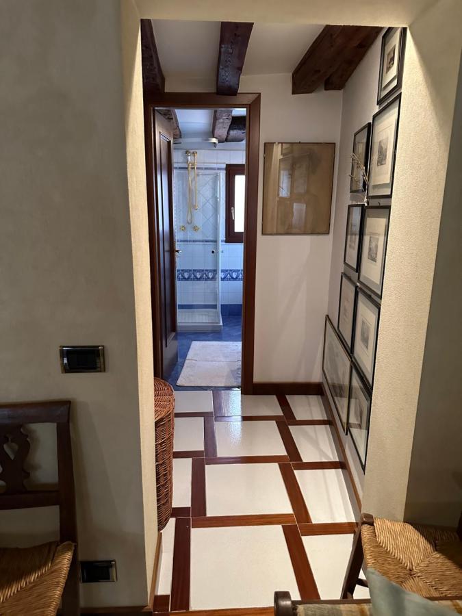 1 Ca'Del Traghetto Family Apartment Βενετία Εξωτερικό φωτογραφία
