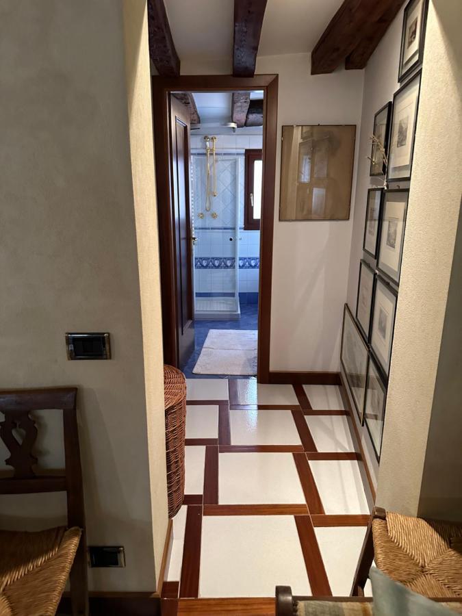 1 Ca'Del Traghetto Family Apartment Βενετία Εξωτερικό φωτογραφία